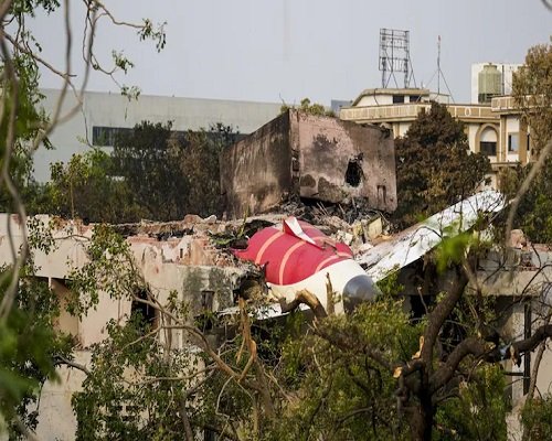 एयर इंडिया विमान हादसा: AIB की प्रारंभिक जांच रिपोर्ट इसी हफ्ते नागरिक उड्डयन मंत्रालय को सौंपी जाएगी- सूत्र