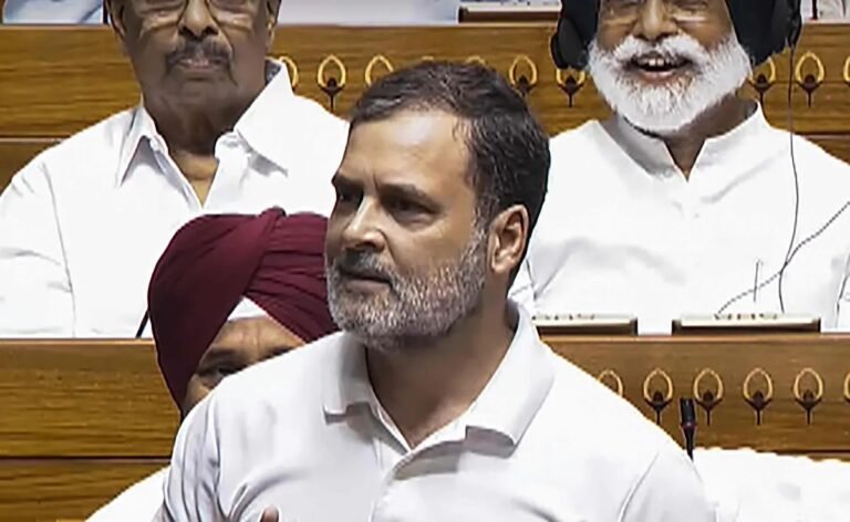 यह सदन की संपत्ति है, इसको मत तोड़ो… ऐसा क्या हुआ जब स्पीकर ने राहुल को टोका