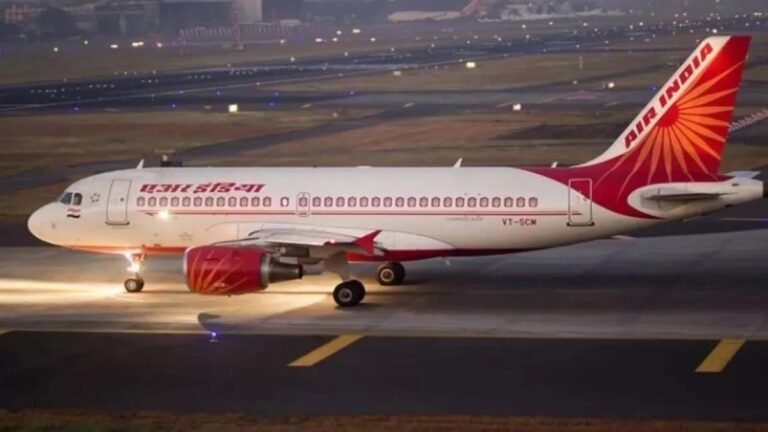 दिल्ली जाने वाली Air India की फ्लाइट कैंसिल, टेकऑफ से पहले आई खराबी, प्लेन में मौजूद थे 2 सांसद