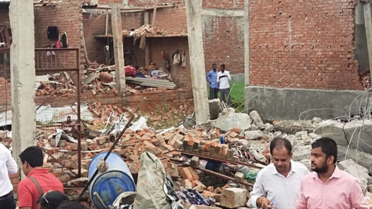 पटाखा फैक्ट्री में बड़ा ब्लास्ट, छह लोगों की मौत, कई घायल