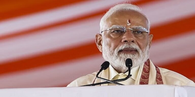 वाराणसी में पीएम मोदी, 2200 करोड़ रुपये की विकास योजनाओं की मिली बड़ी सौगात, पढ़ें पूरी डिटेल