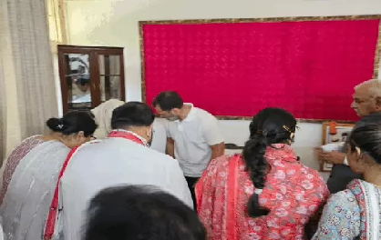 हरियाणा में IPS पूरन कुमार सुसाइड मामले में उठते सवाल, पोस्टमॉर्टम तक जांच ठहरी